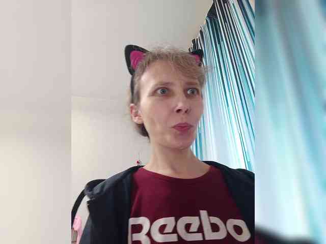 -Queen-Margo- webcam