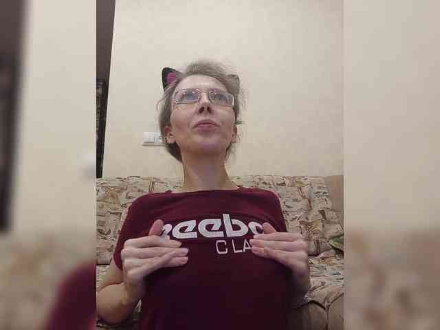 -Queen-Margo- webcam