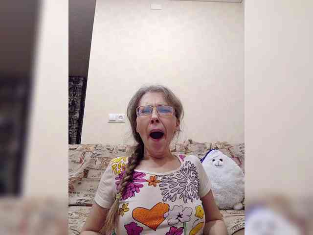 -Queen-Margo- webcam