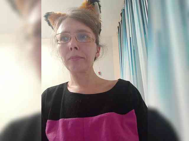 -Queen-Margo- webcam