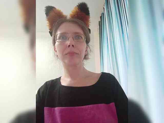 -Queen-Margo- webcam