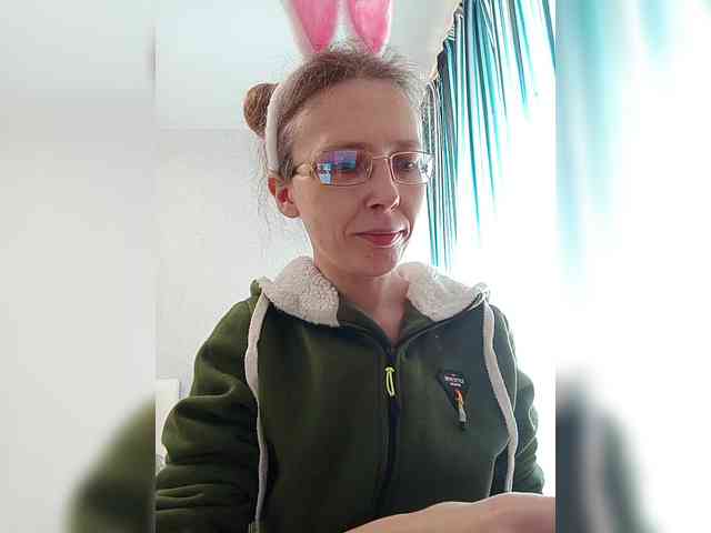 live adult cam -queen-margo-