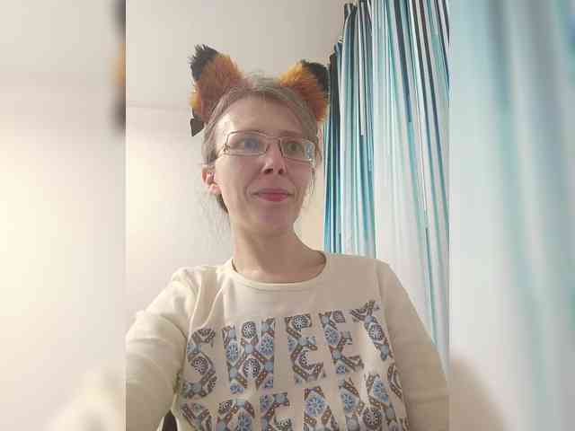 -Queen-Margo- webcam