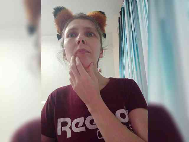 -Queen-Margo- webcam