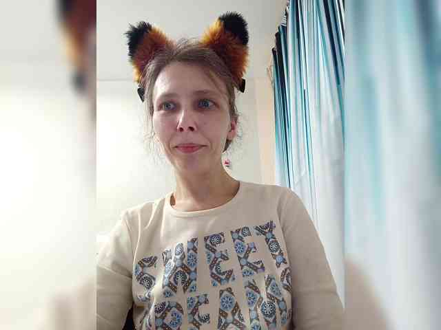 -Queen-Margo- webcam