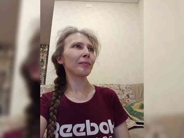 -Queen-Margo- webcam