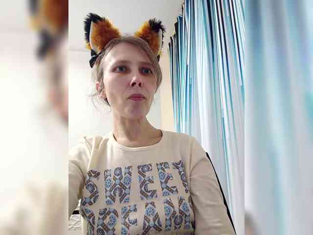 -Queen-Margo- webcam