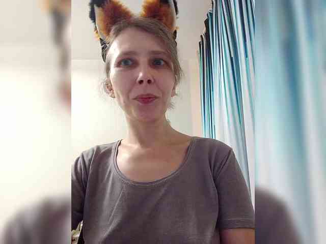 -Queen-Margo- webcam