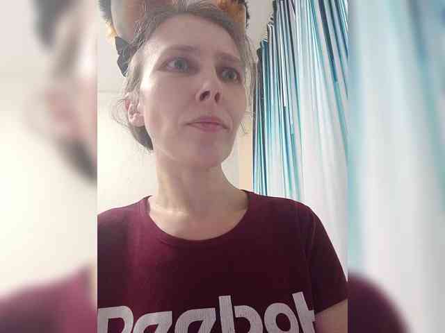 -Queen-Margo- webcam