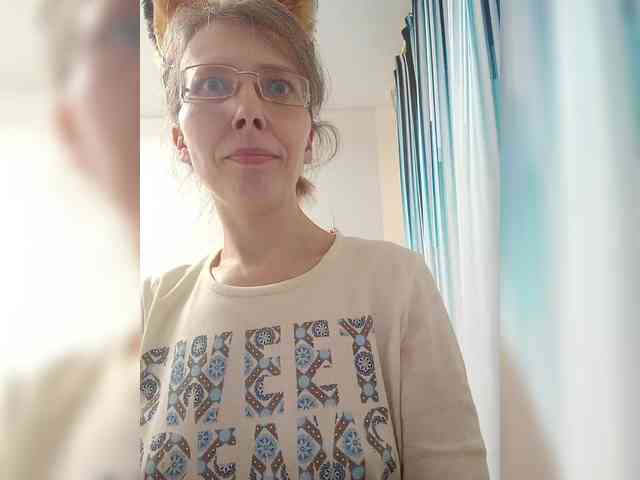 -Queen-Margo- webcam