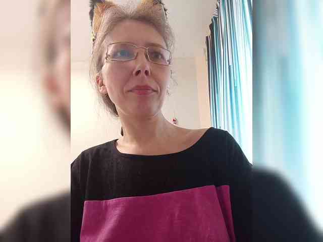 -Queen-Margo- webcam