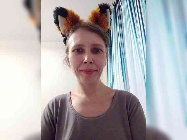 -Queen-Margo- webcam