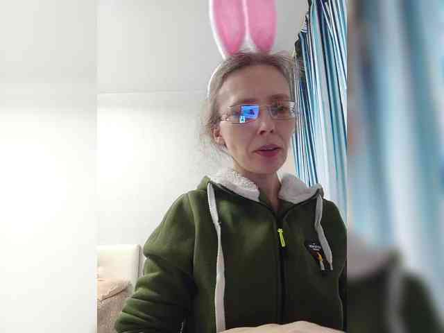 -Queen-Margo- webcam