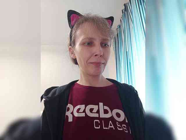 -Queen-Margo- webcam