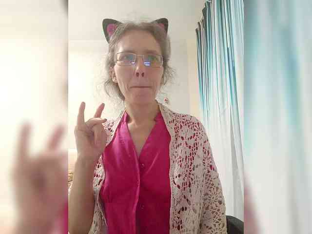 -Queen-Margo- webcam