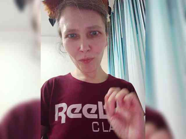 -Queen-Margo- webcam