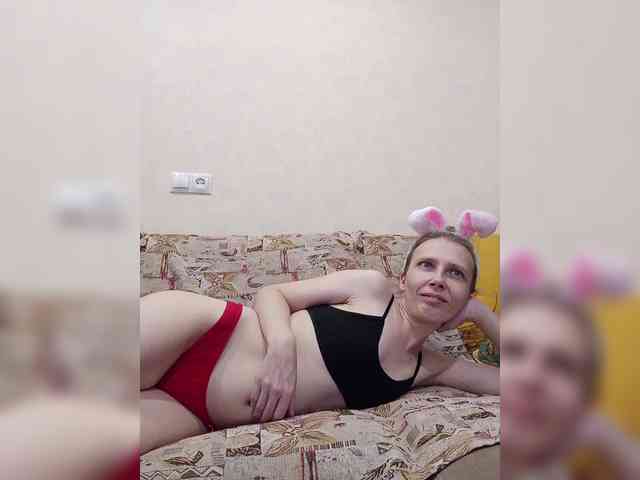 -Queen-Margo- webcam