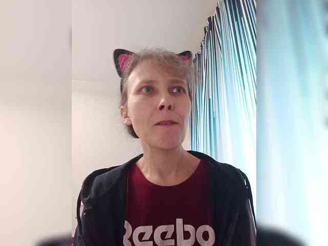 -Queen-Margo- webcam