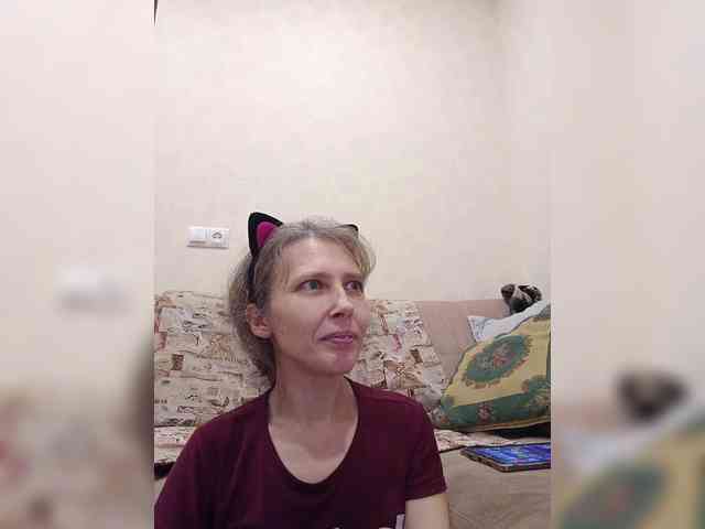 -Queen-Margo- webcam