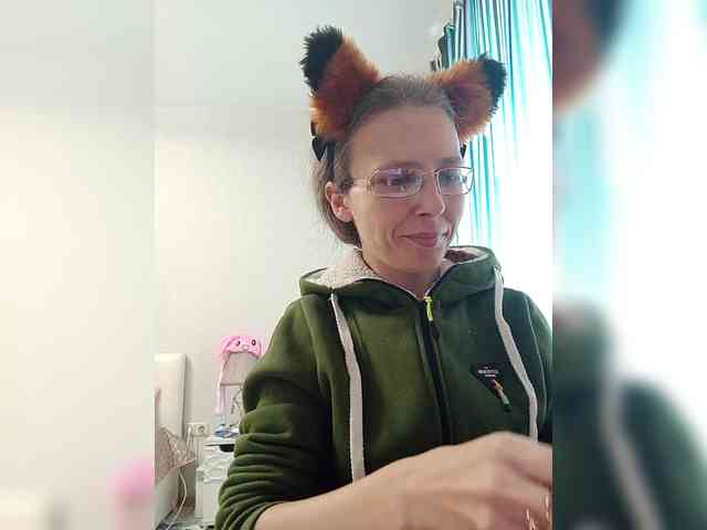 -Queen-Margo- webcam