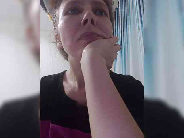 -Queen-Margo- webcam