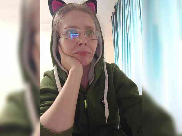 -Queen-Margo- webcam