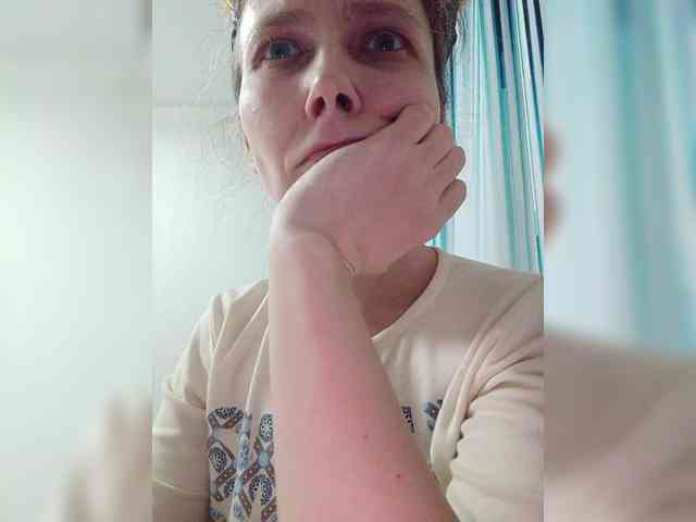 -Queen-Margo- webcam