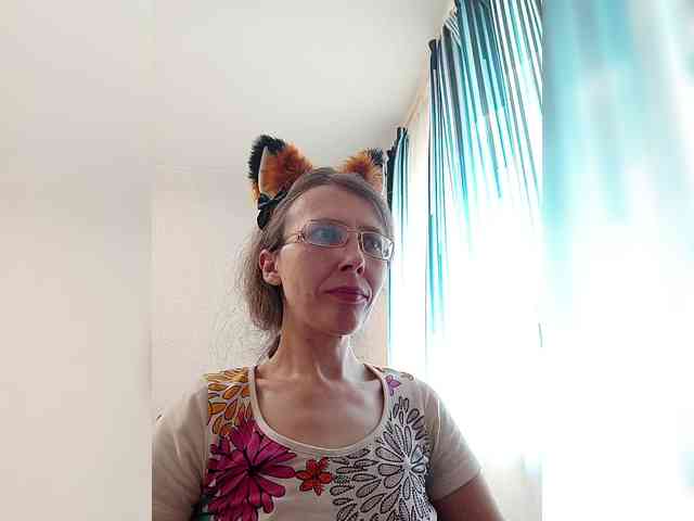 -Queen-Margo- webcam