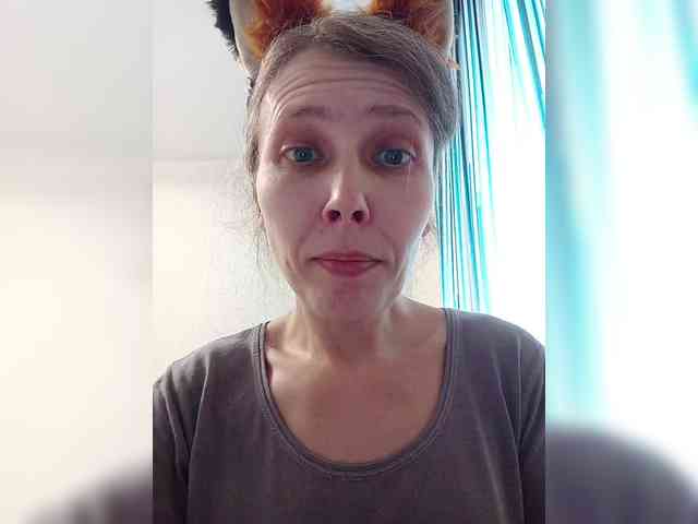 -Queen-Margo- webcam