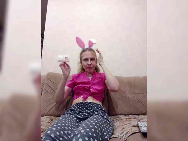 -Queen-Margo- webcam