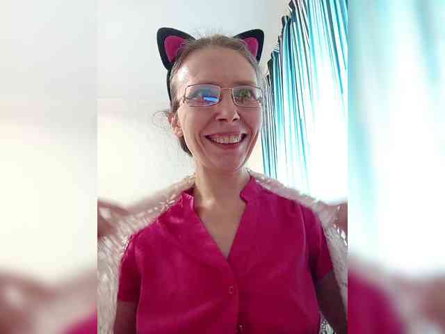 -Queen-Margo- webcam