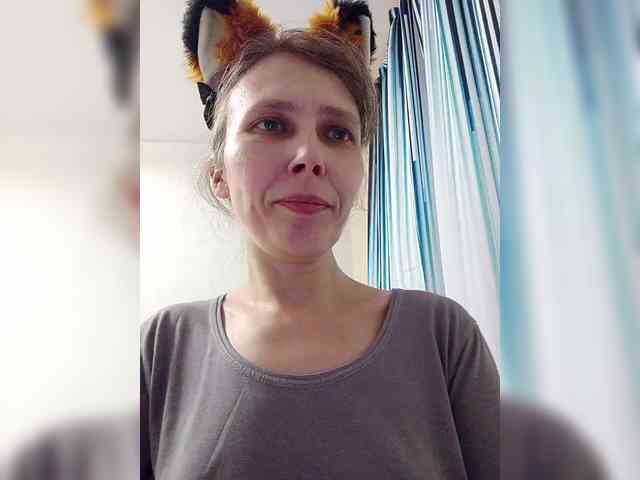 -Queen-Margo- webcam