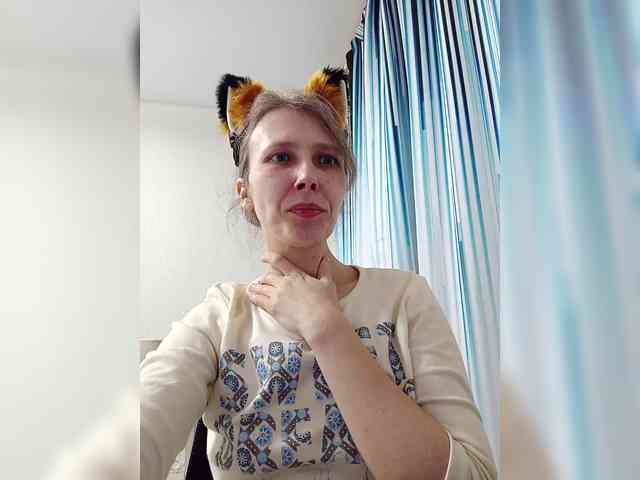 -Queen-Margo- webcam