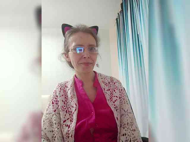 -Queen-Margo- webcam