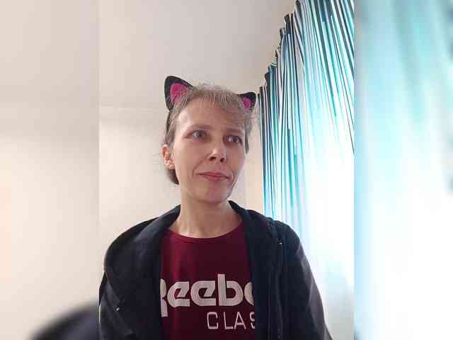 -Queen-Margo- webcam