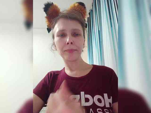 -Queen-Margo- webcam