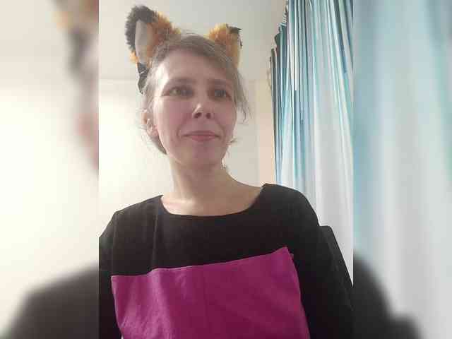 -Queen-Margo- webcam