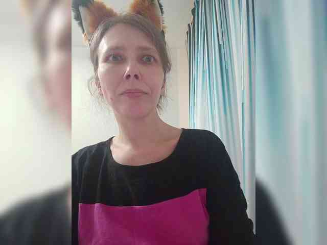 -Queen-Margo- webcam