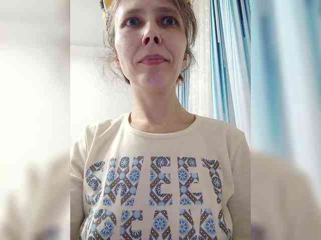 -Queen-Margo- webcam