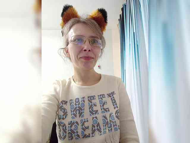 -Queen-Margo- webcam