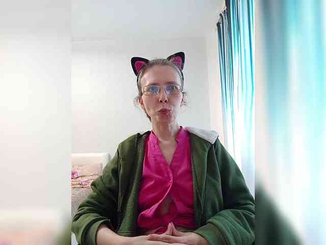 -Queen-Margo- webcam