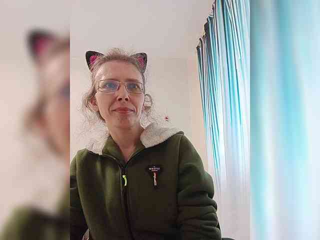 -Queen-Margo- webcam