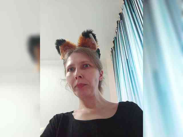 -Queen-Margo- webcam