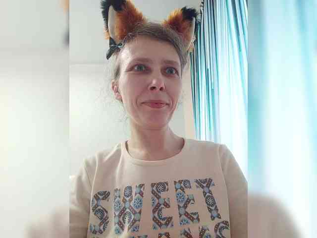 -Queen-Margo- webcam