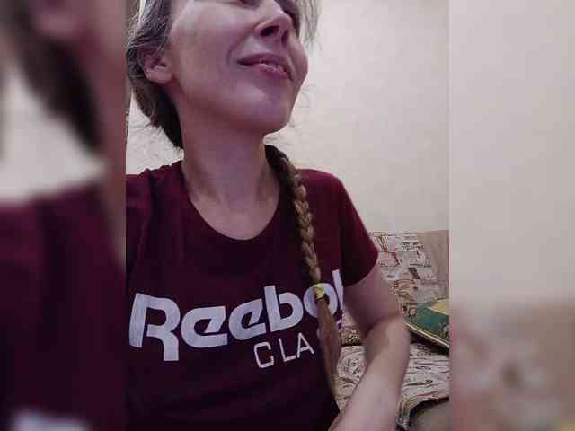 -Queen-Margo- webcam