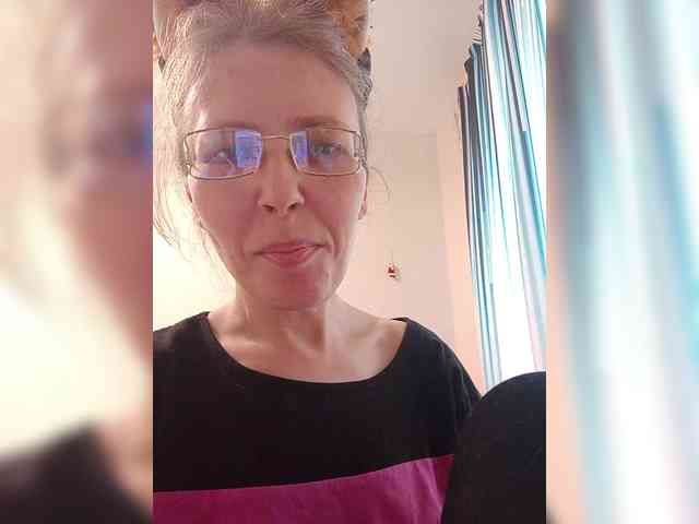 -Queen-Margo- webcam