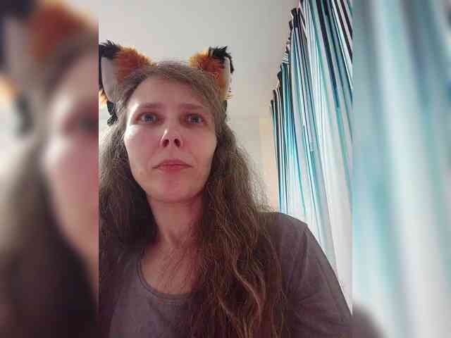 -Queen-Margo- webcam