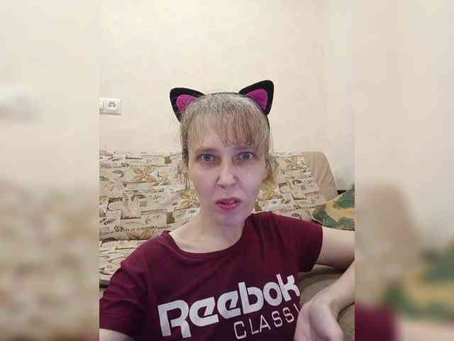 -Queen-Margo- webcam