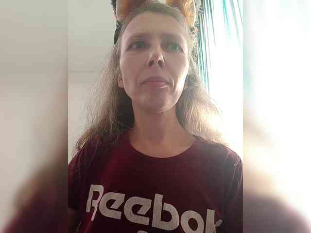 -Queen-Margo- webcam