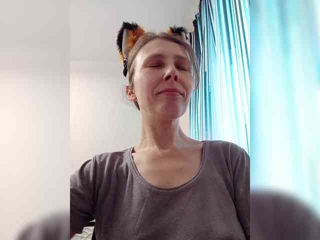 -Queen-Margo- webcam